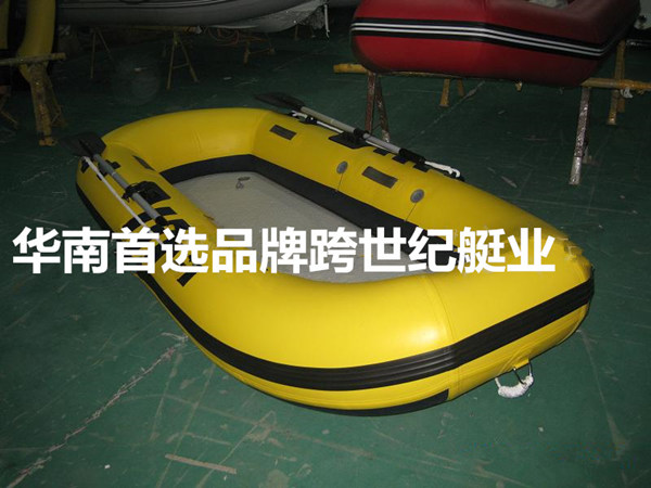 3人拉丝底漂流艇